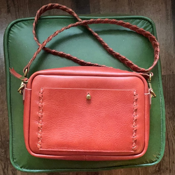 Madewell: Large Transport Camera Bag: Whipstitched Edition - Picture 3 of 6